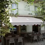 Bed & Breakfast Diffuso Vulcano Village