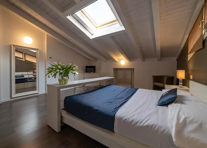 Diffuso Vulcano Village Bed & Breakfast Castro (Lombardy)