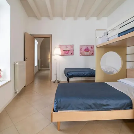 Bed & Breakfast Diffuso Vulcano Village