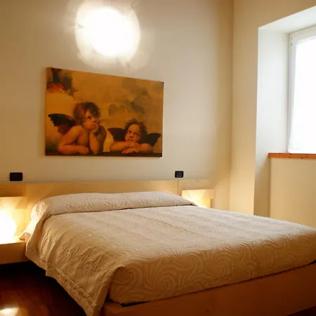 Diffuso Vulcano Village 住宿加早餐酒店 Castro (Lombardy)