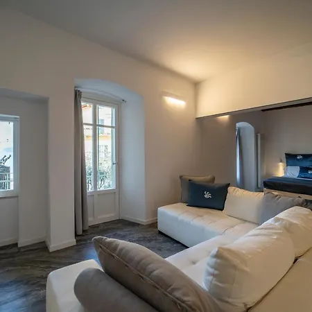 Bed & Breakfast Diffuso Vulcano Village *